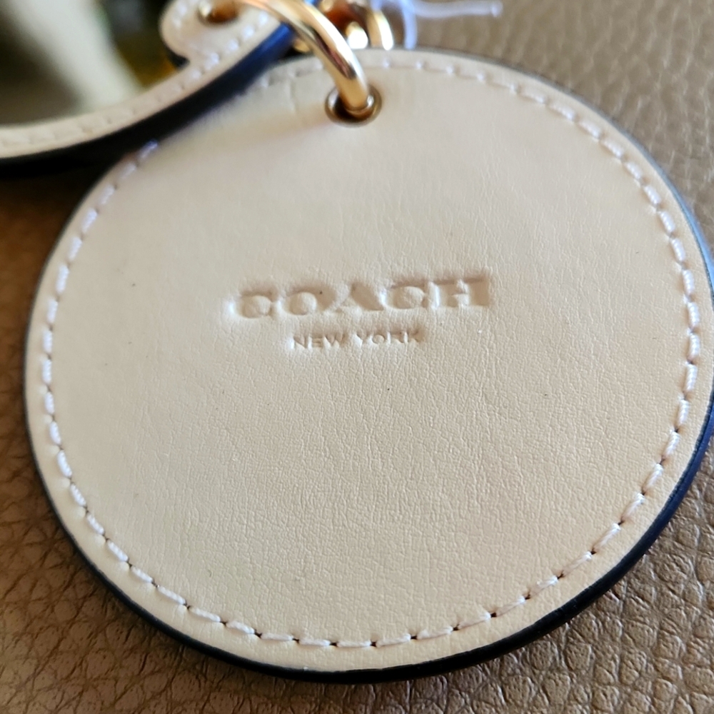 NWT Coach Pink Leather Floral Mirror Bag Charm or Key Ring 🩷🔑 - Picture 3 of 12